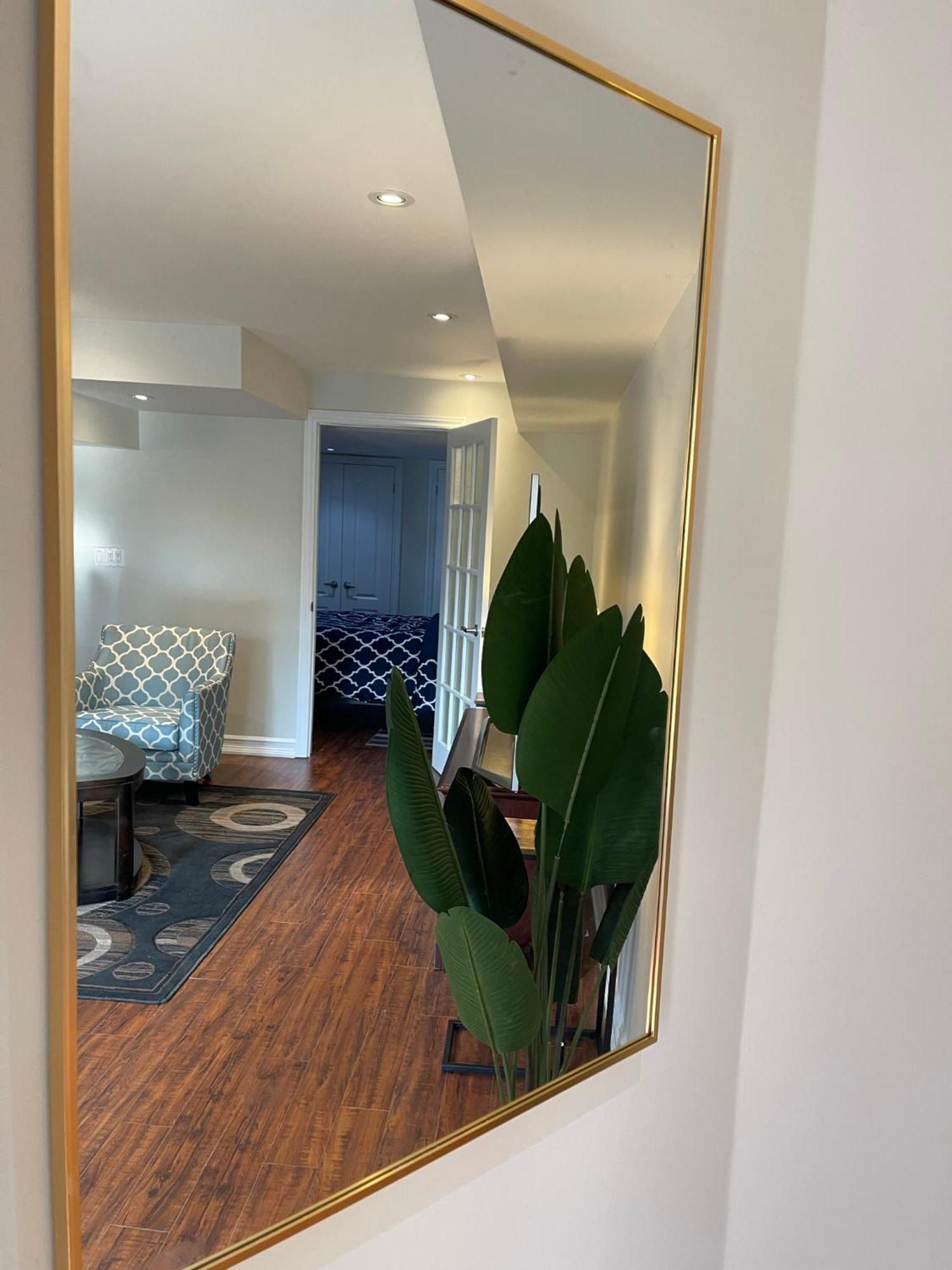 Cozy Lovely Ravine Facing Suite. 미시소거 외부 사진